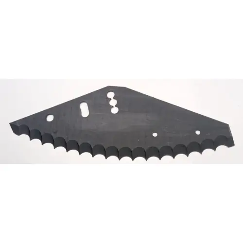 Nóż do paszowozu wzmacniany 535x215x5 średnica otworu 20mm Wyprzedaż